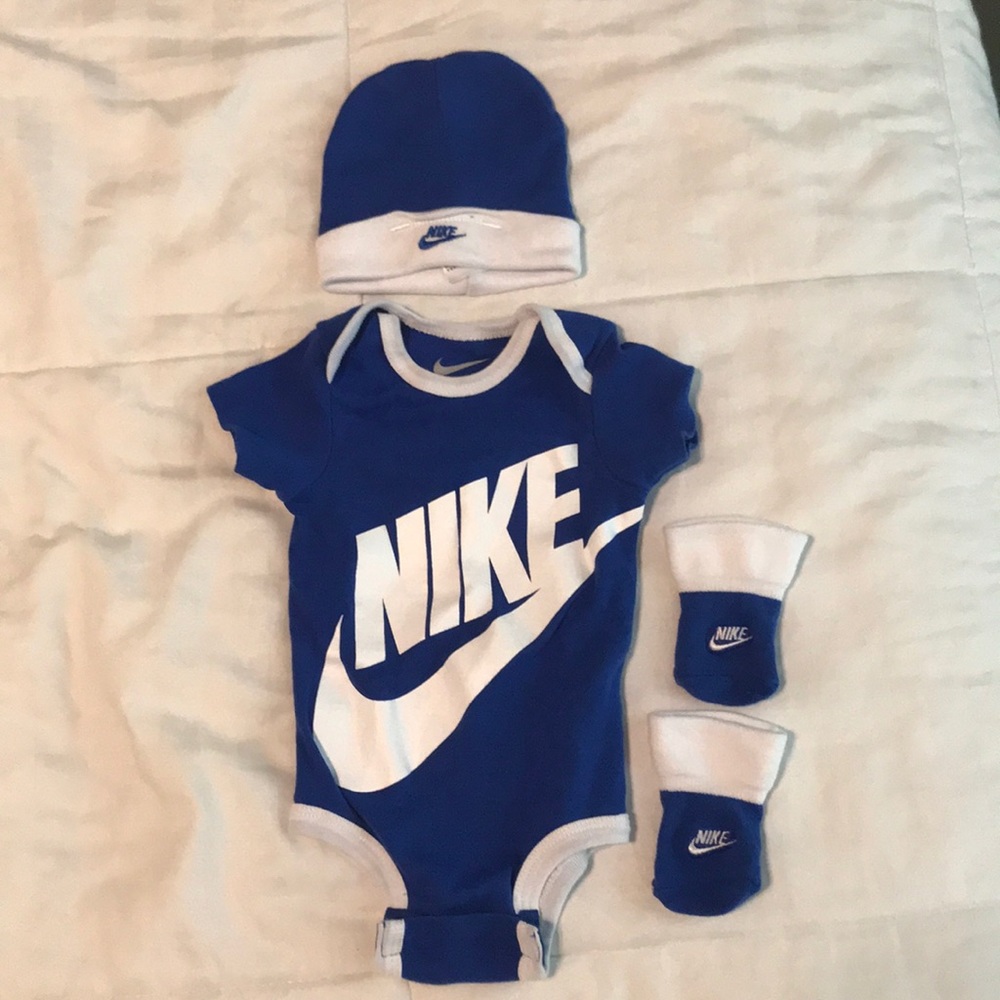 Nike baby onesie- NWOT